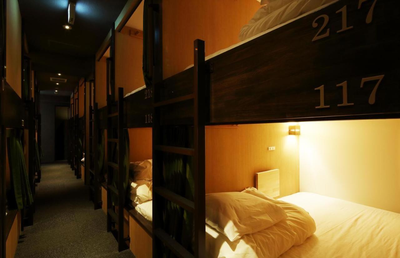 Iloha Hostel Namba Shinsaibashi Oszaka Kültér fotó
