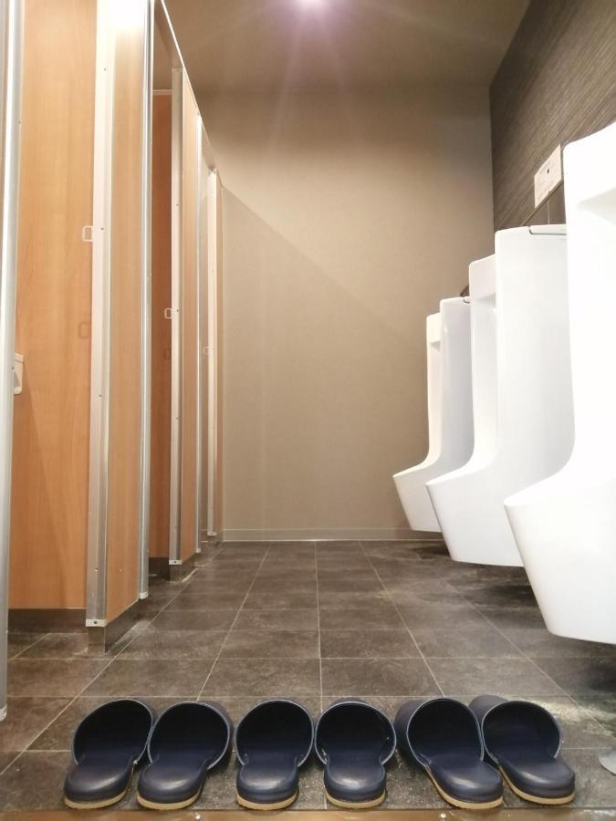Iloha Hostel Namba Shinsaibashi Oszaka Kültér fotó